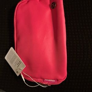 Lululemon Athletica Everywhere Belt Bag 1L - Sonic Pink Christmas hot deal